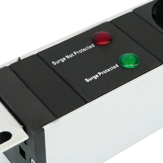 Bloco para rack 19'' de 12 tomadas com protecção RackMatic