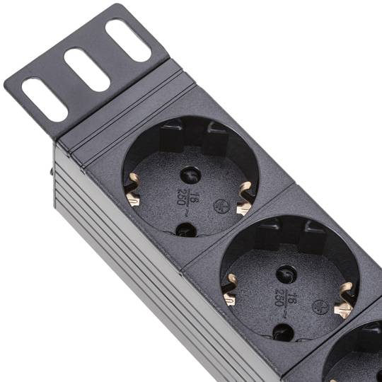 Regleta de enchufes PVC rack 19