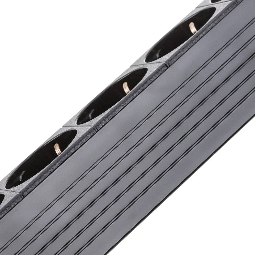 Regleta de enchufes PVC rack 19