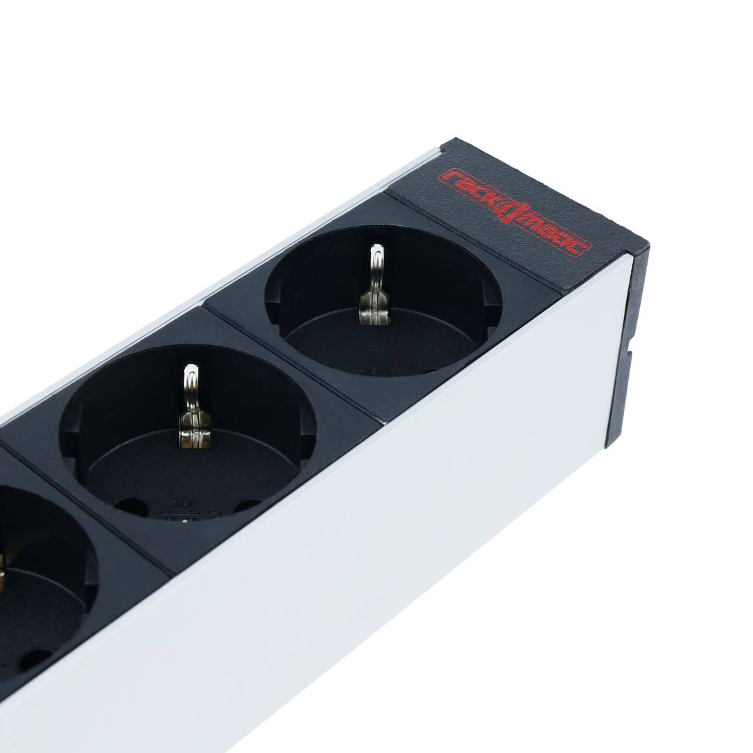 PDU strip 12 way for server rack 19'' with switch and surge protected by RackMatic