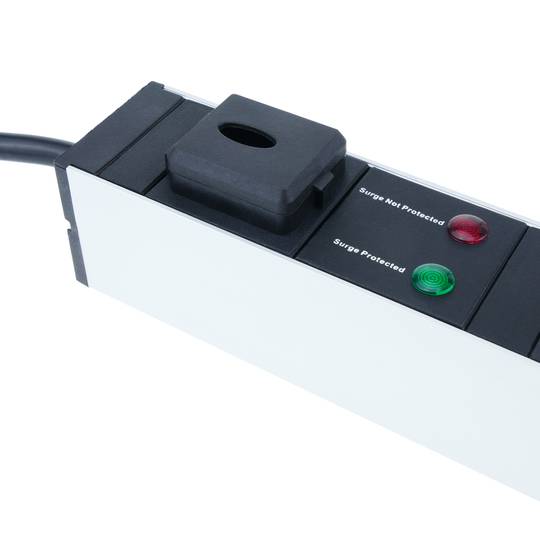 Bloco para rack 19'' de 24 tomadas com interruptor e protecção RackMatic