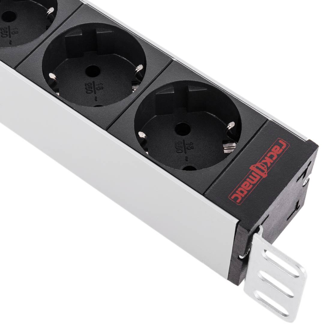 Multipresa per rack 19'' di 6 prese con magnetotermico RackMatic
