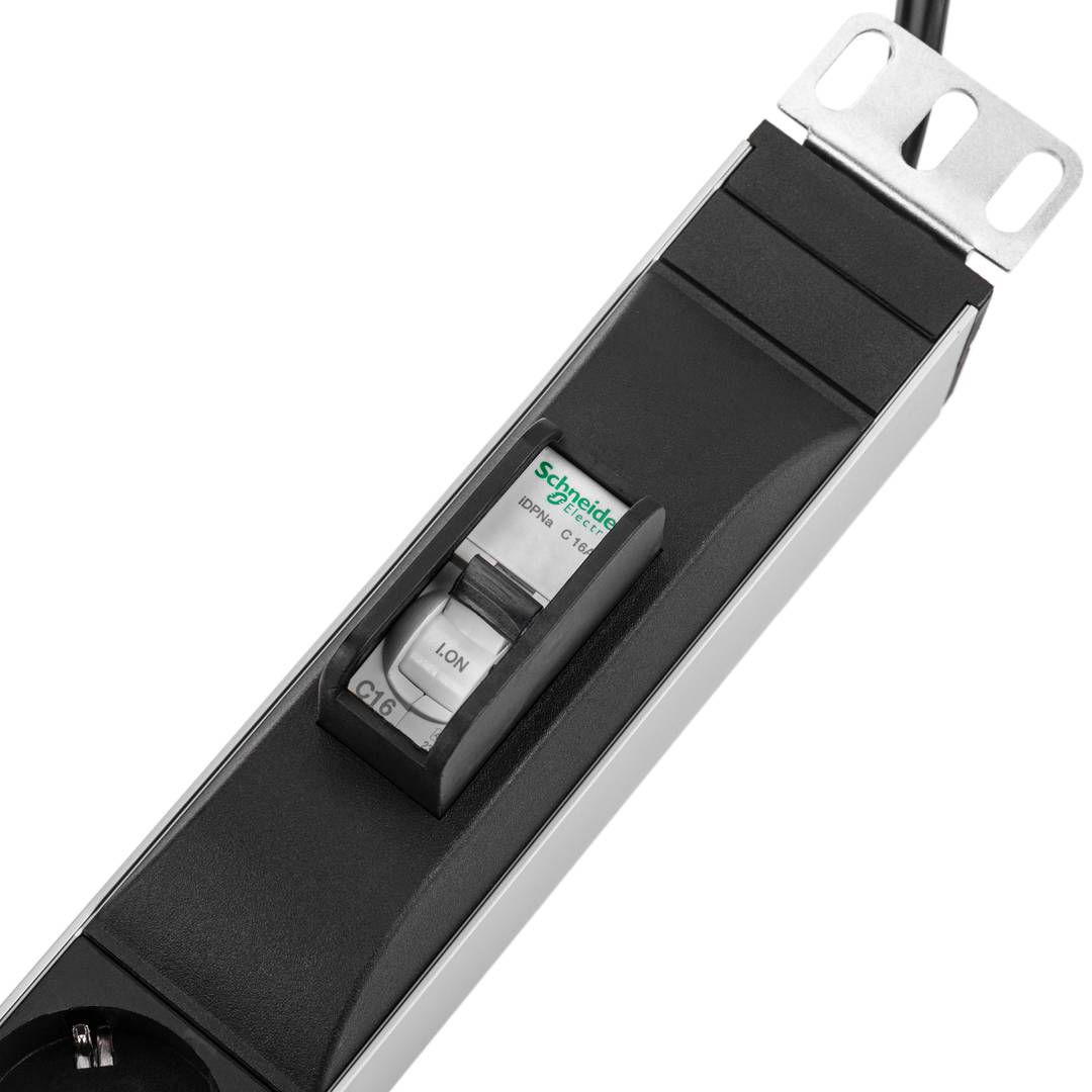 PDU strip 12 way for server rack 19'' with circuit breaker by RackMatic