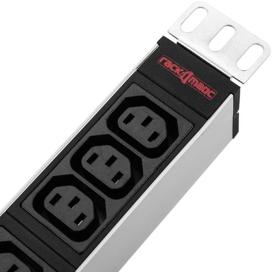 Multipresa per rack 19'' di 12 prese C13 RackMatic