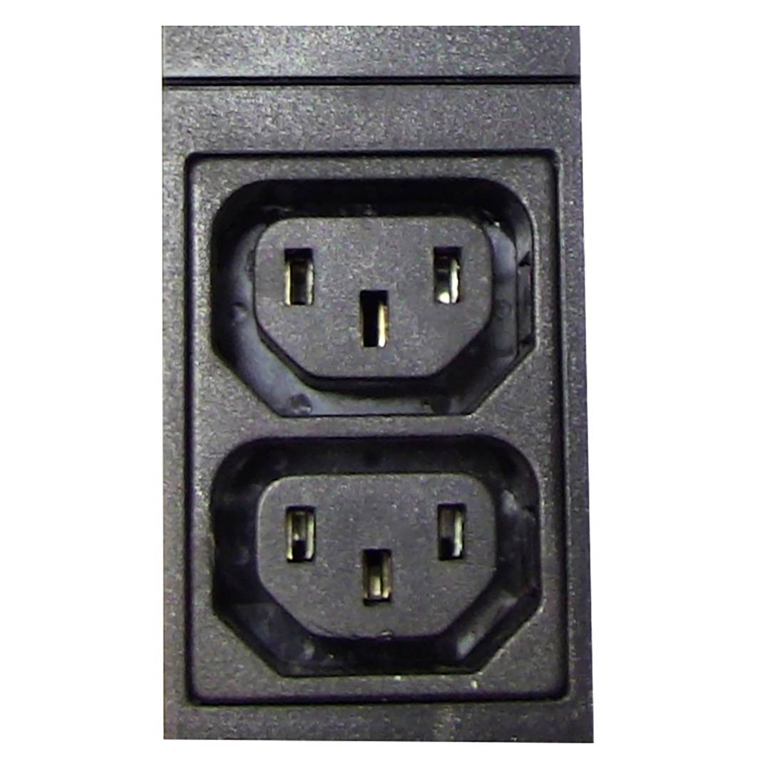 Bloco para rack 19'' de 24 tomadas C13 