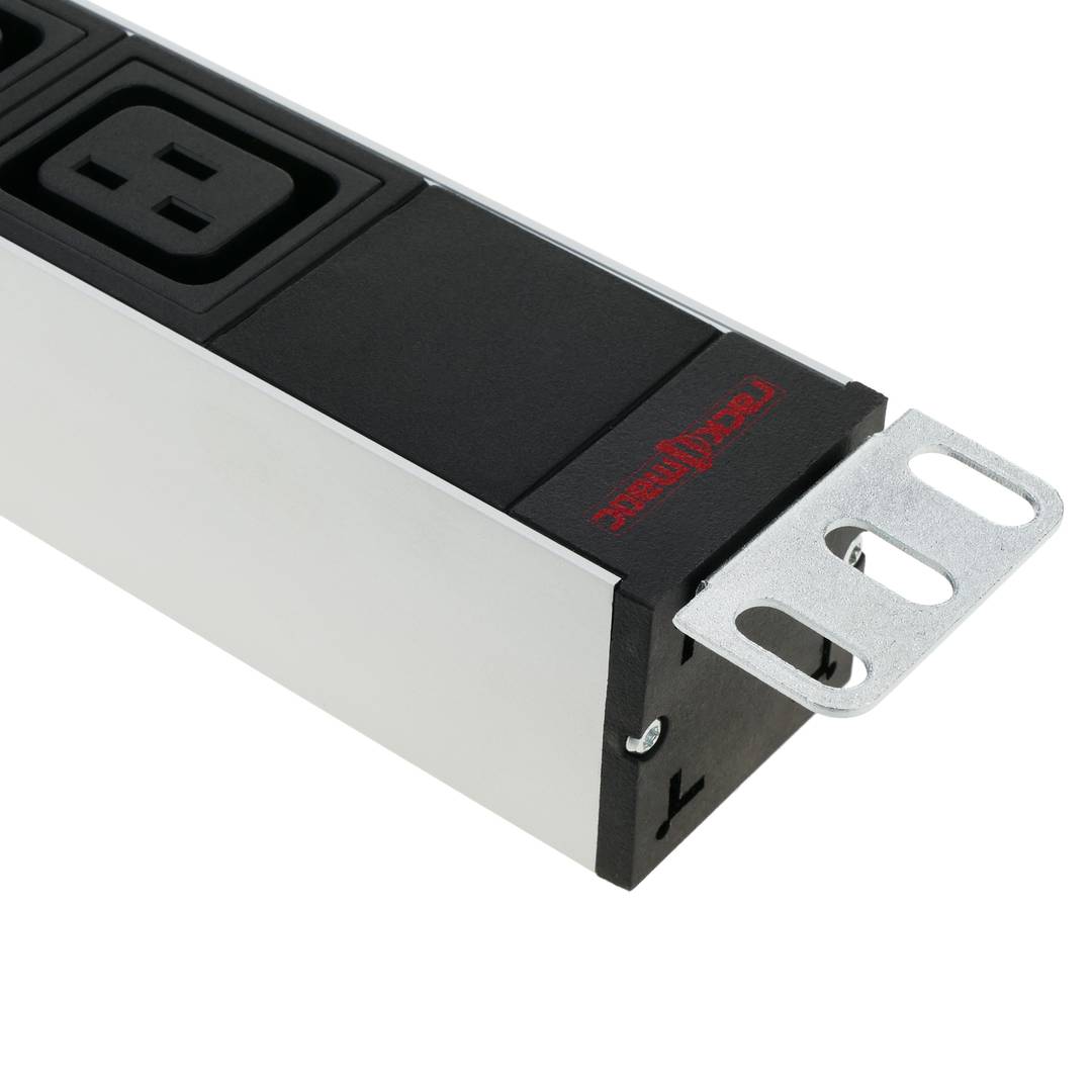 Steckdosenleiste für 19'' rack 4 C13 und 3 C19 fach mit schalter von RackMatic