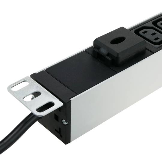 Steckdosenleiste für 19'' rack 4 C13 und 3 C19 fach mit schalter von RackMatic