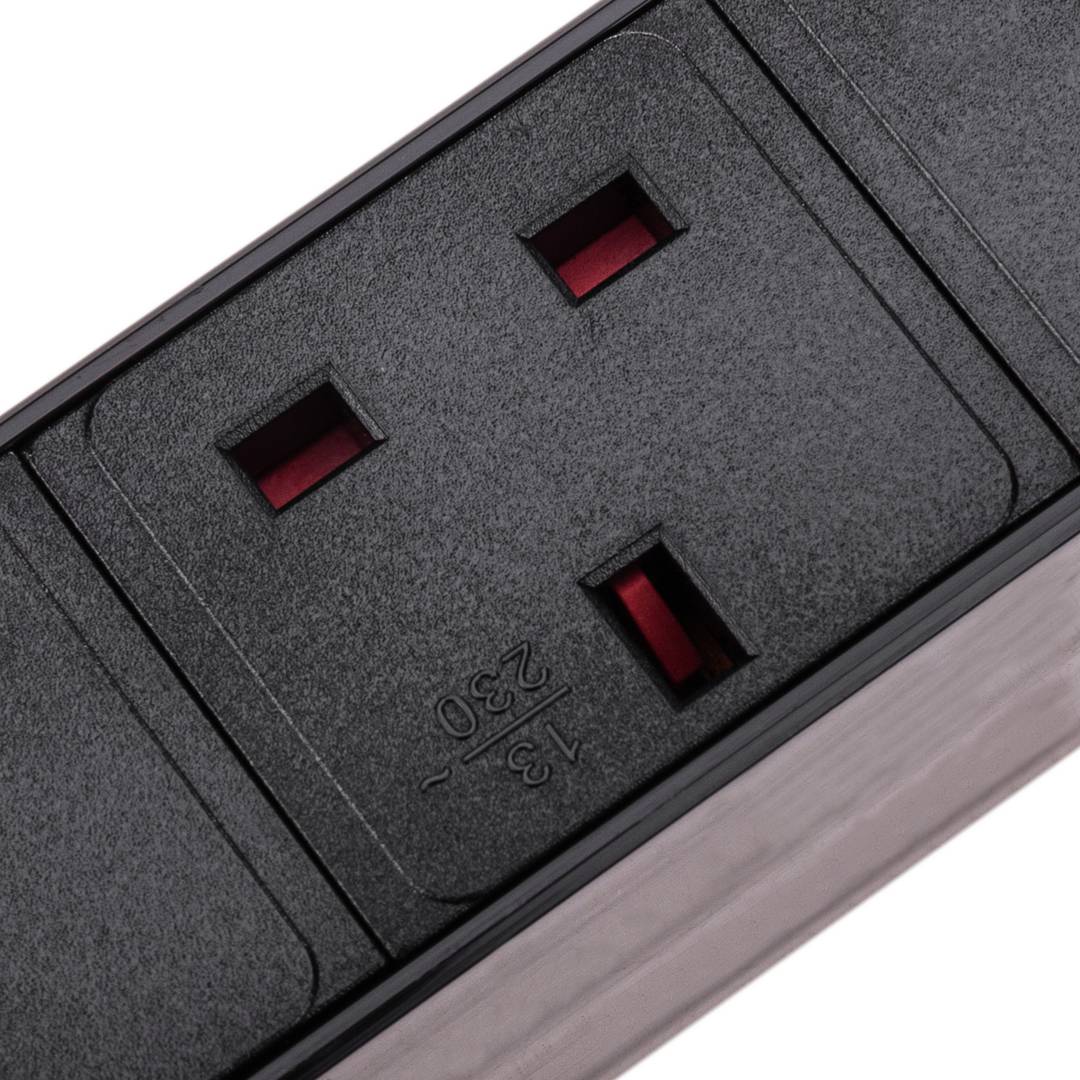 Rack mount PDU Power Distribution Unit 19