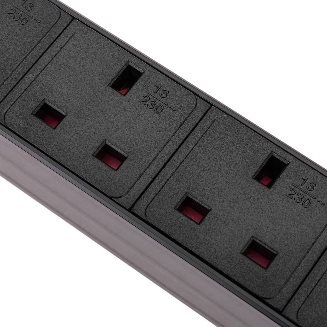 Rack mount PDU Power Distribution Unit 19