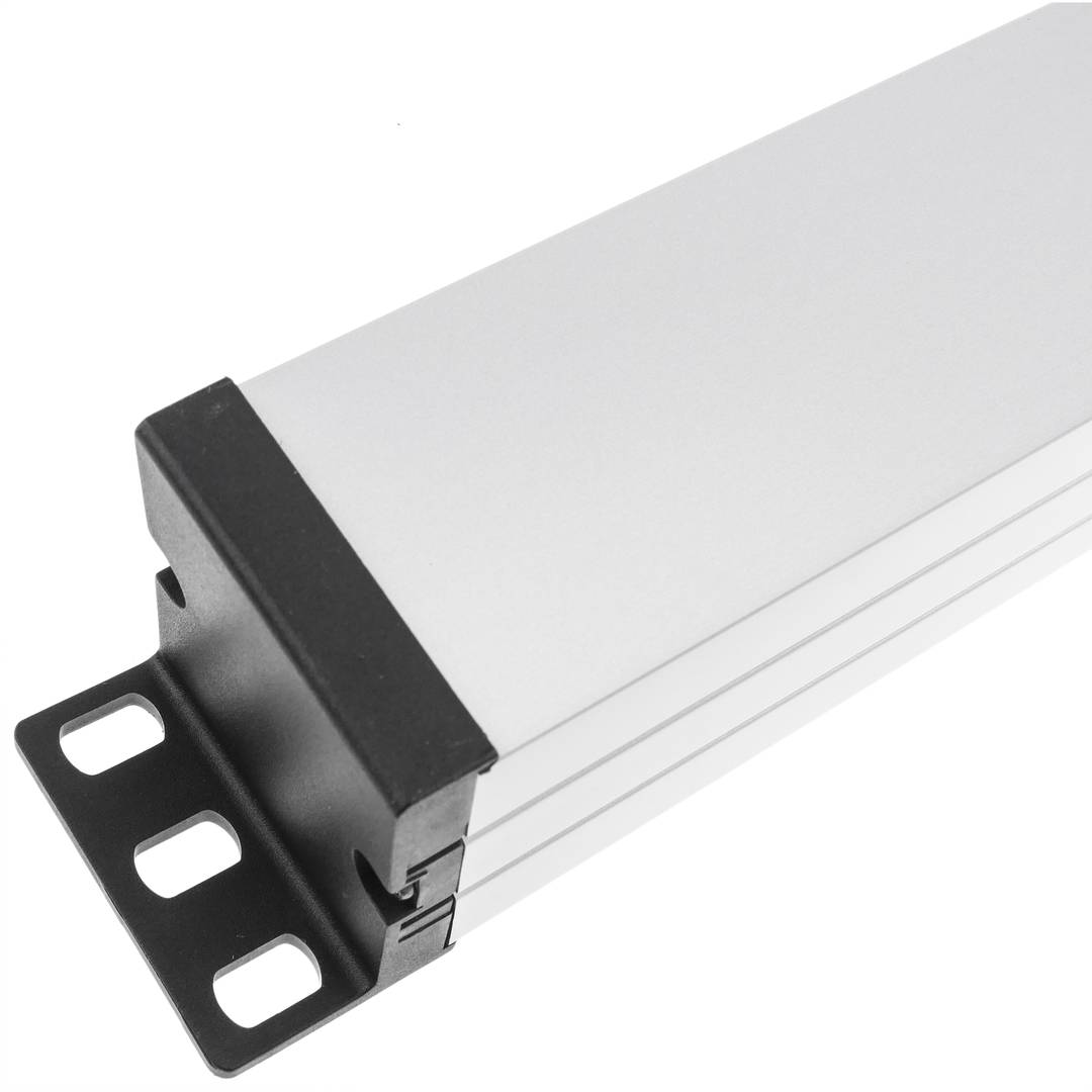 Regleta d'endolls vermells per armari rack 19