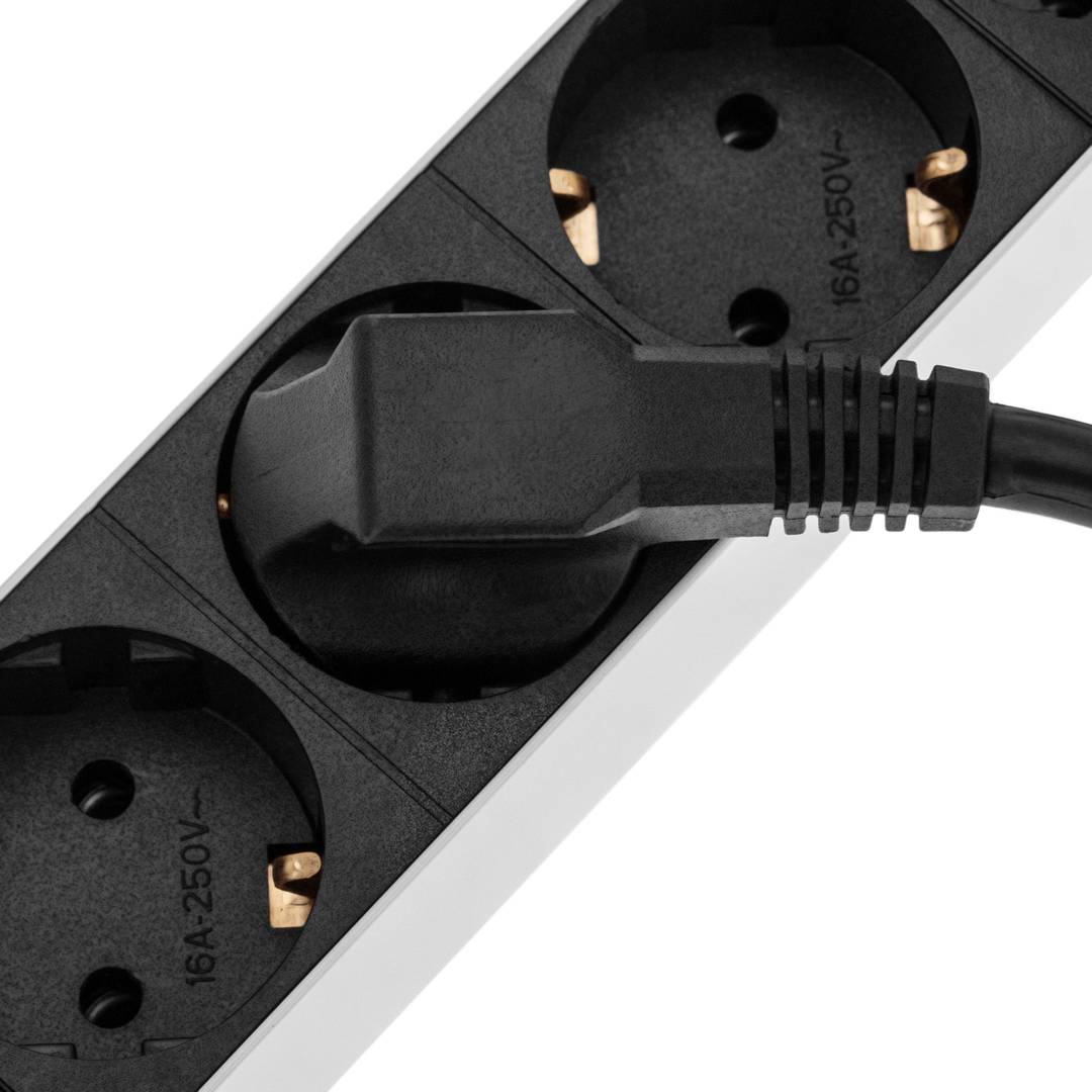 Régua de alimentação para armário de rack de 19