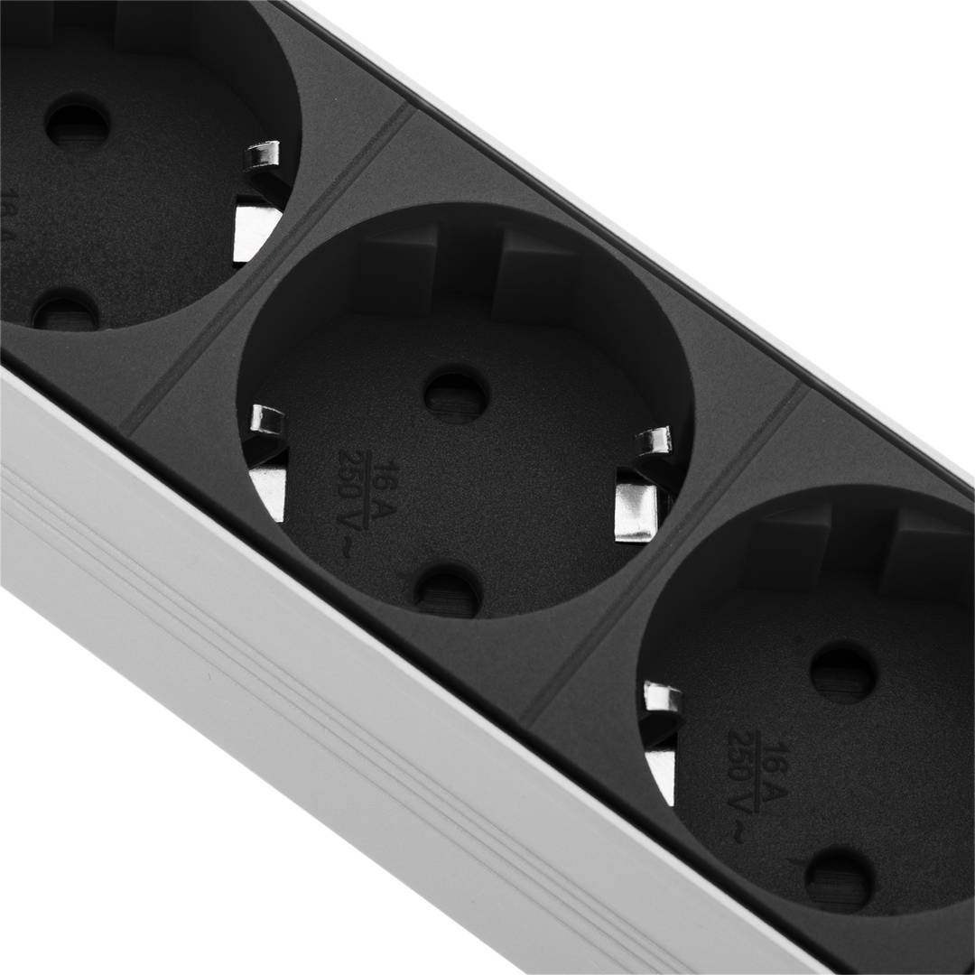 Regleta de enchufes de aluminio para armario rack 19” 1U con 8 Schuko  negros e interruptor - Cablematic