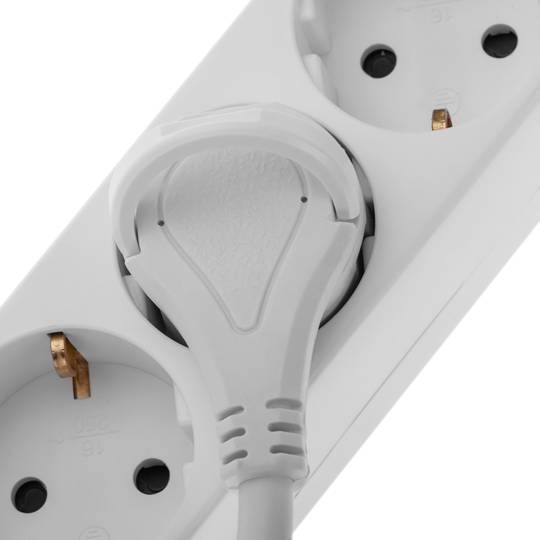 Multiprise avec 5 prises Schuko avec 1 port USB et 1 USB-C blanc et câble 1,5m