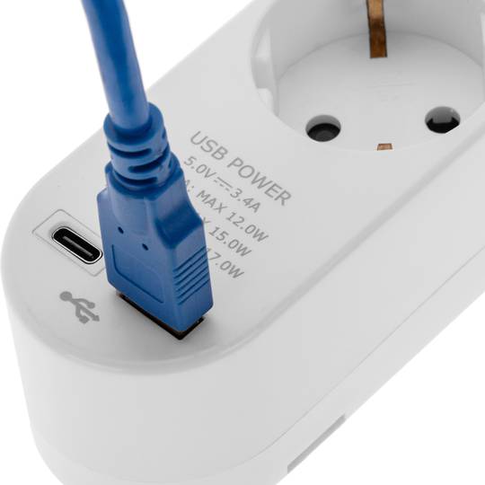 Multiprise avec 5 prises Schuko avec 1 port USB et 1 USB-C blanc et câble 1,5m
