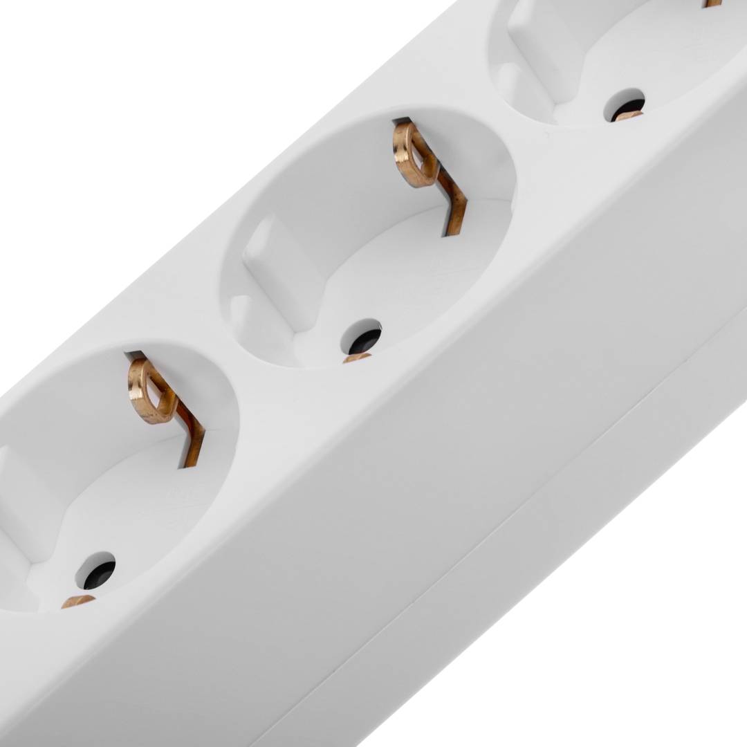 Multiprise avec 5 prises Schuko avec 1 port USB et 1 USB-C blanc et câble 1,5m