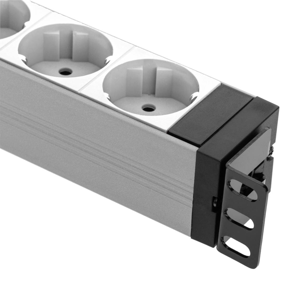 Presa multipla PVC con 9 spine Schuko bianche per armadio rack 19” 1U