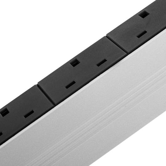 Barrette d'alimentation pour armoire rack 19