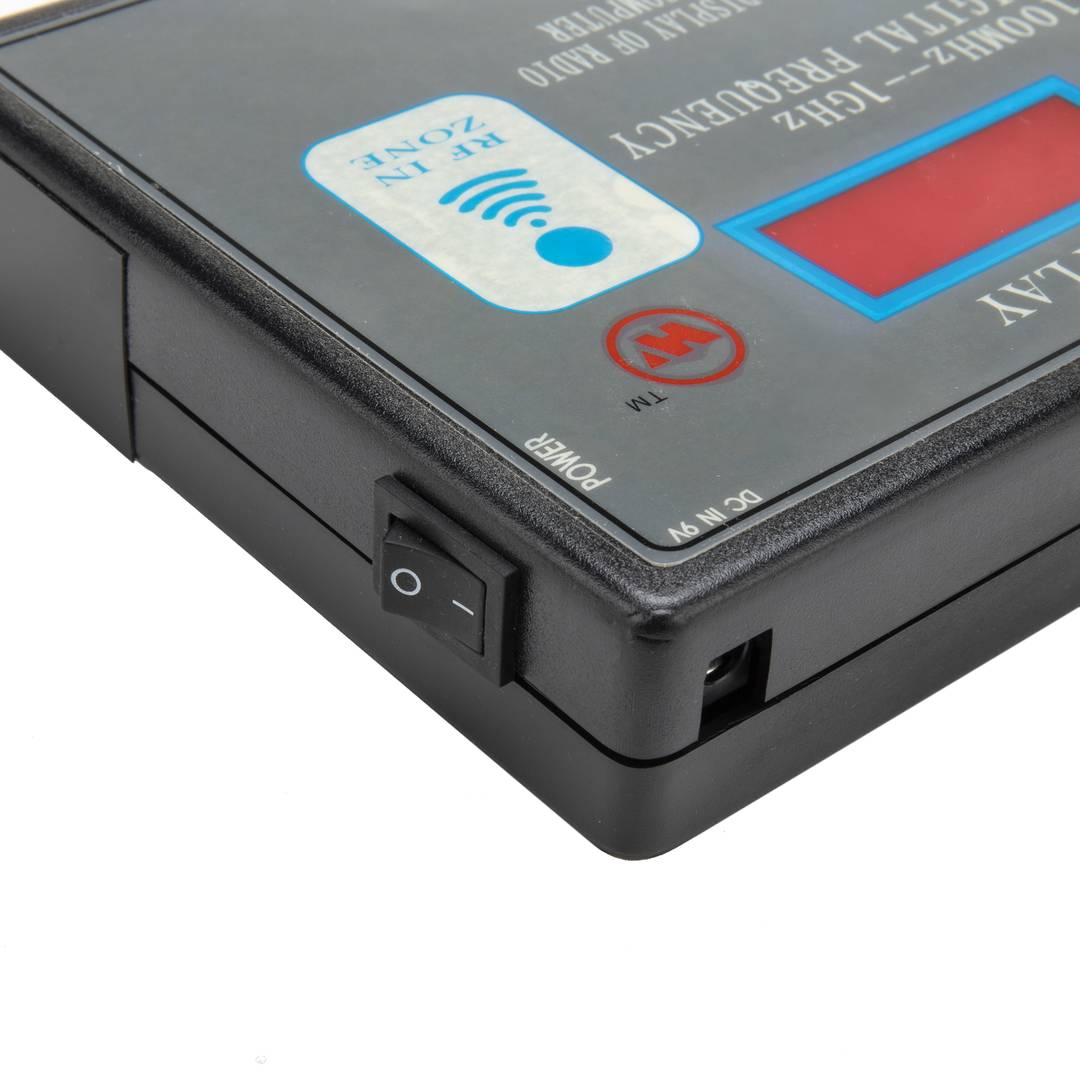 Checker digital RF frequency 100 MHz 1 GHz remote Cablematic