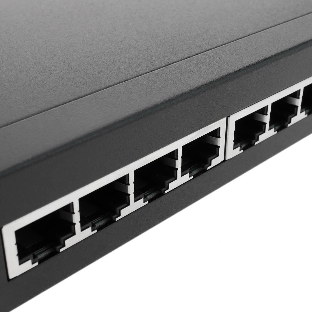 Giga Switch 8 porte 10/100/1000 Mbps UTP