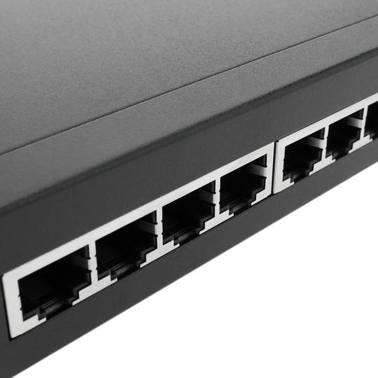 Giga Switch 8 porte 10/100/1000 Mbps UTP