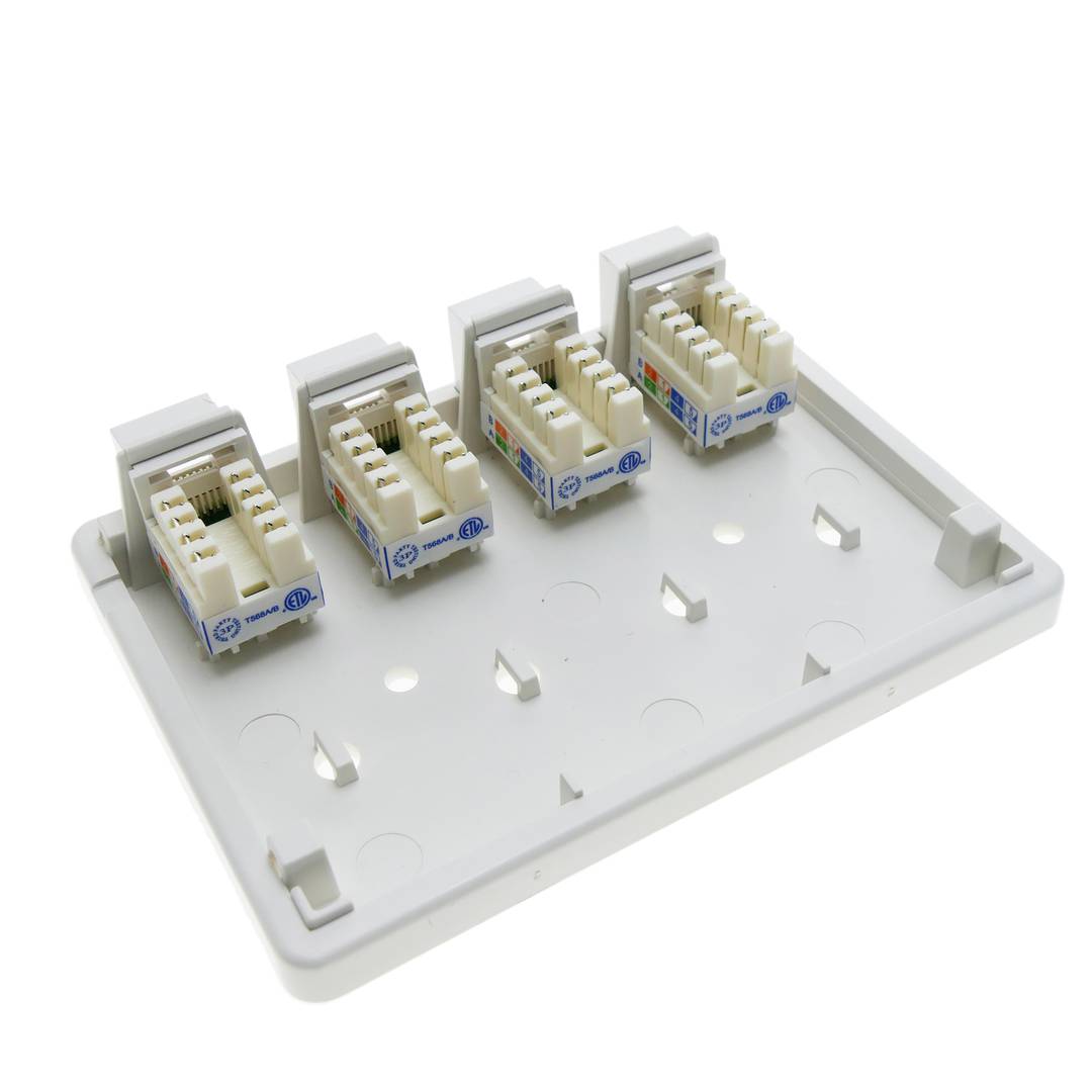 Box di superficie per quattro RJ45 UTP Cat.5e