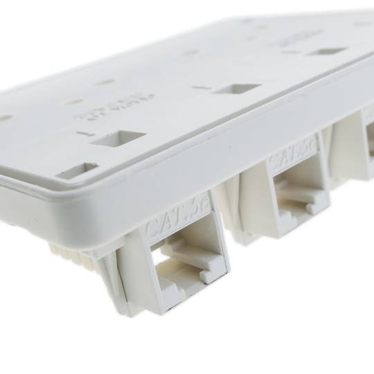 Box di superficie per quattro RJ45 UTP Cat.5e