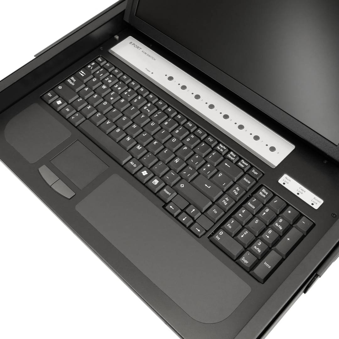 Konsole und 8-Port KVM Switch für 19