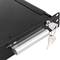 Rackconsole met 17-inch display en 32-poorts KVM-controller via UTP Cat.6-kabel