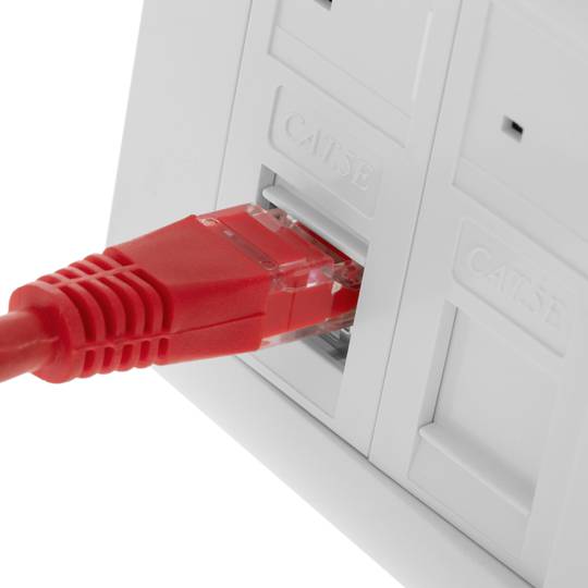 Puszka ścienna lub rynna 80x80 z 2 RJ45 FTP Cat. 5e 568B