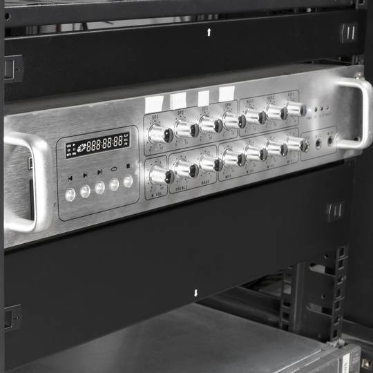 Panell cec de 1U per armari rack 19