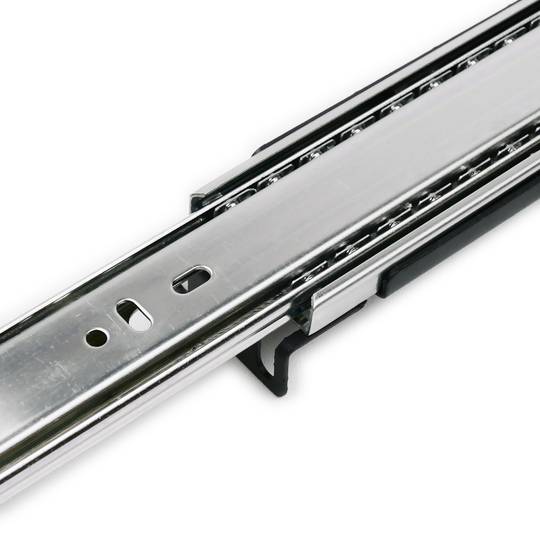 Teleskopowe prowadnice boczne 300 mm z możliwością przedłużenia do szafy rack 19 