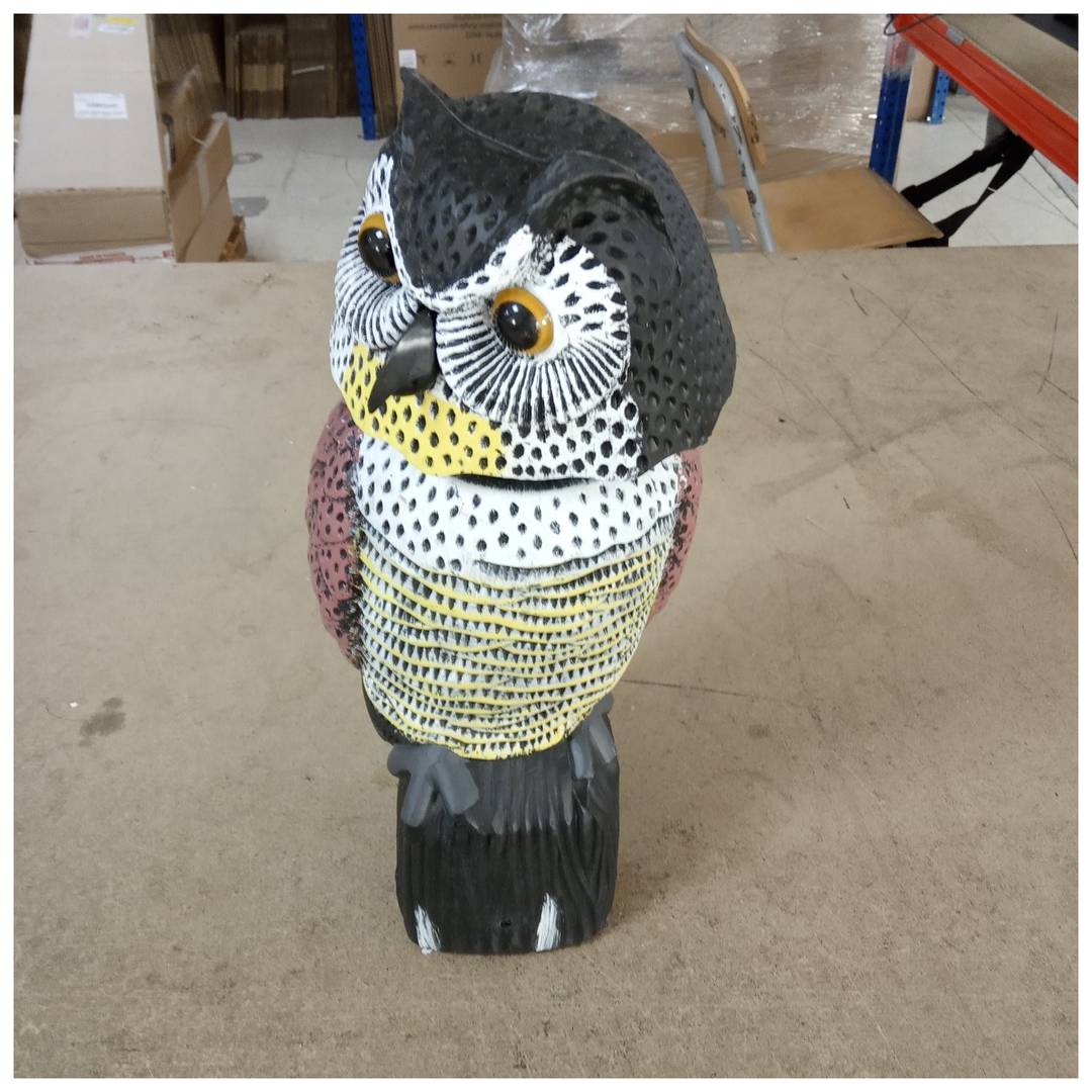Uil type vogelverschrikker 40cm vrouw met geluid