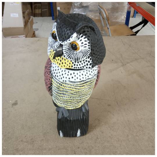 Uil type vogelverschrikker 40cm vrouw met geluid