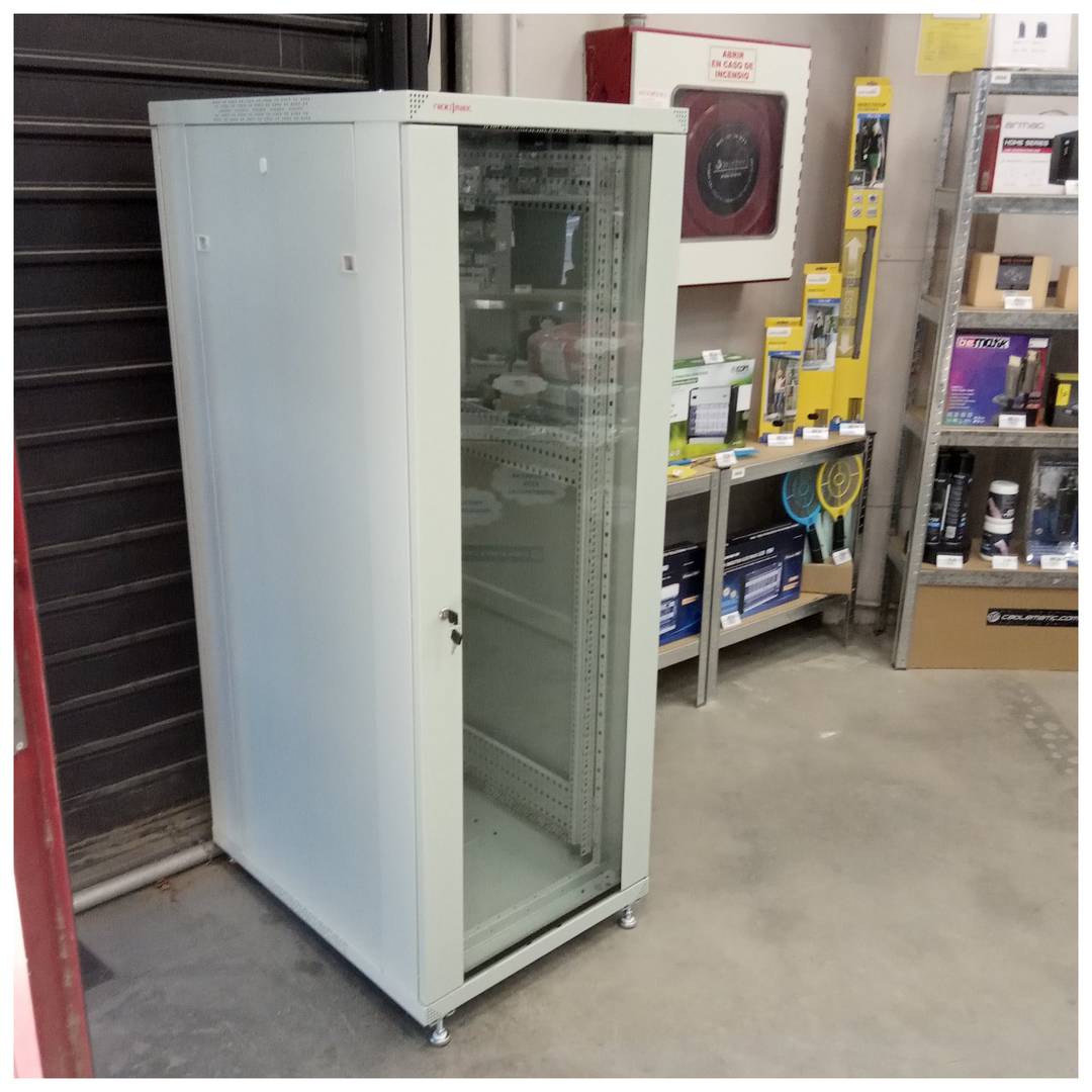 Rack cabinet 19 