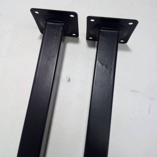 Metros quadrados para mesa e móveis. Pernas de aço pretas 75cm pacote com 4 unidades