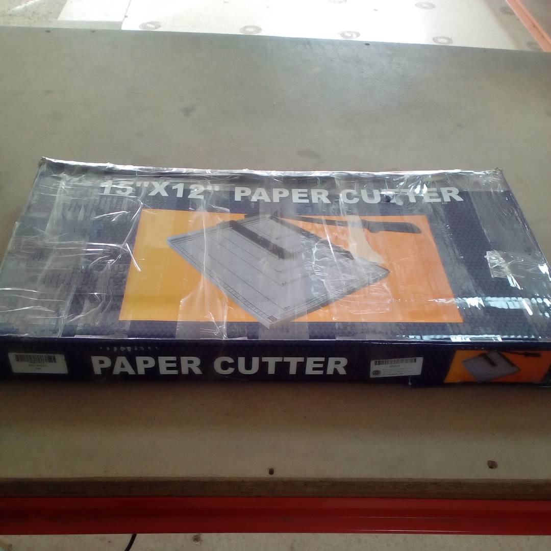 Dźwignia nożyc do papieru B4 (38x30cm)