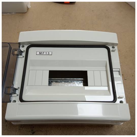 Surface electrical distribution box IP65 12-modules HA<F>
