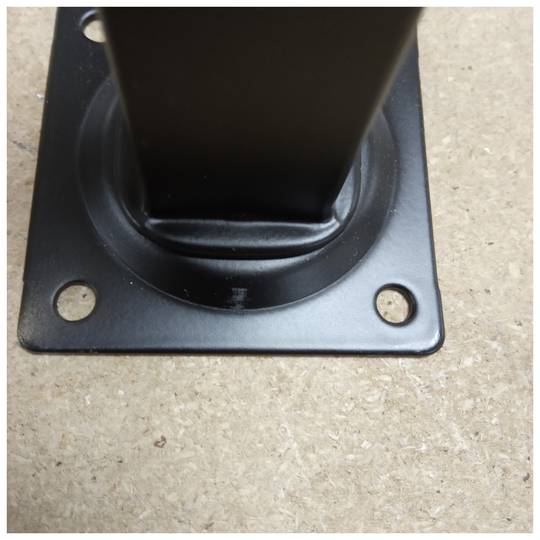 Peus quadrats per a taula i moble. Potes en acer negres de 10cm 4-pack