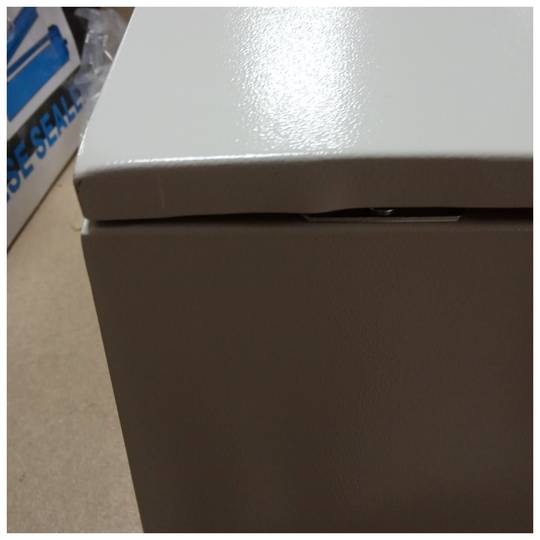Metal electrical distribution box with IP65 protection for wall fixing 400x300x250mm