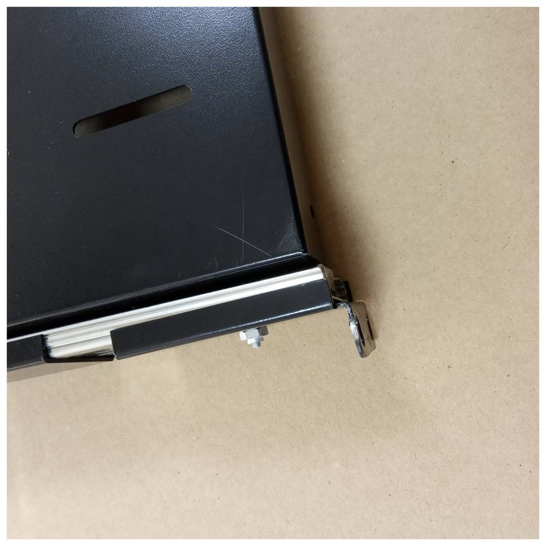 Safata telescòpica ajustable per a armari rack 19