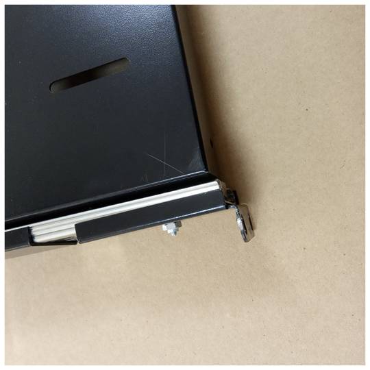 Safata telescòpica ajustable per a armari rack 19