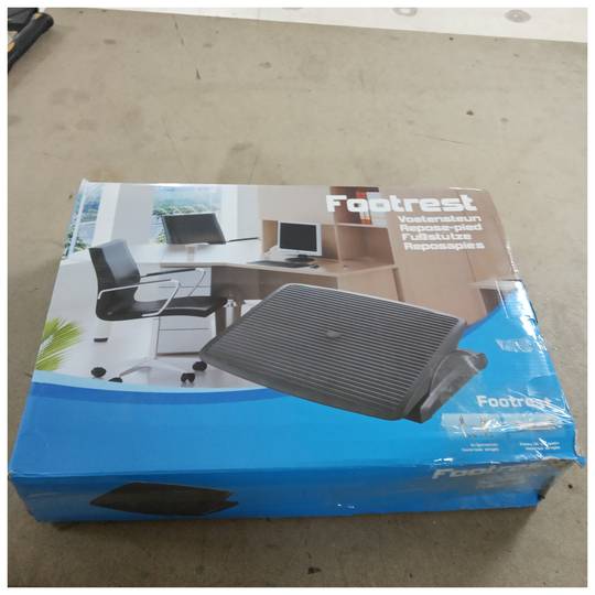 Zwarte kunststof verstelbare platformvoetsteun 450 x 350 mm