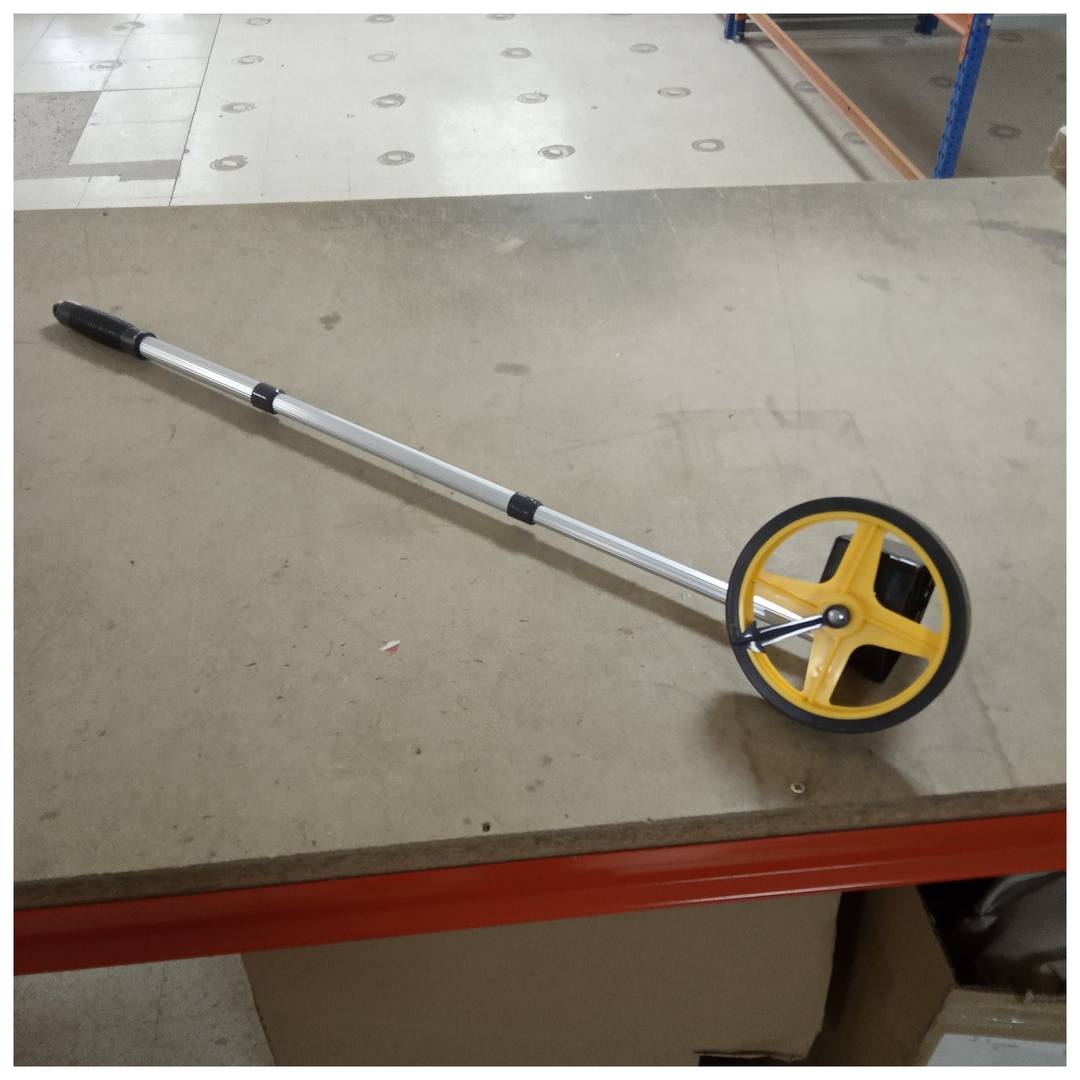 Wielkilometerteller voor afstandsmeting. Topometer met een diameter van 160 mm