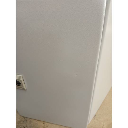 Metalowa skrzynka rozdzielcza o stopniu ochrony IP65 do montażu na słupie 200 x 300 x 200 mm