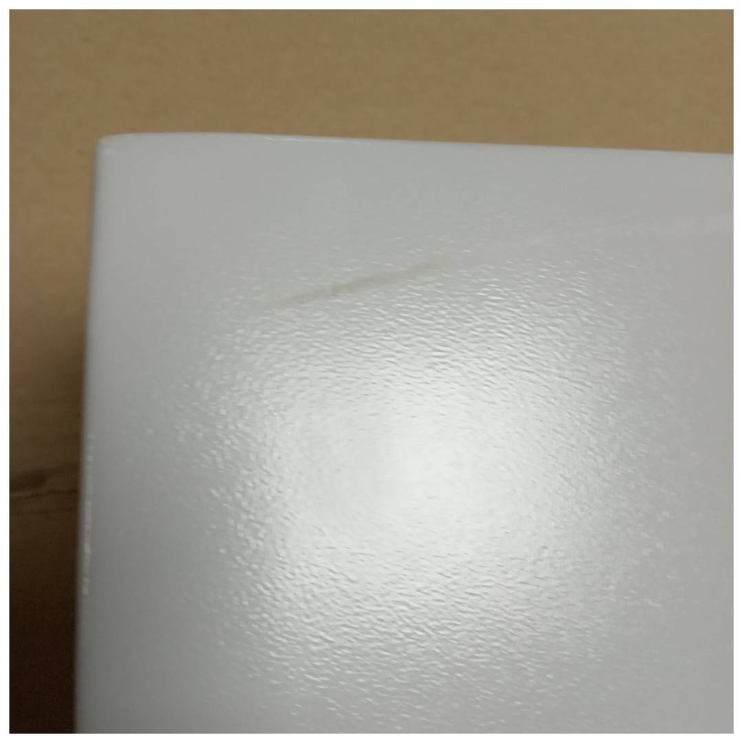 Caja de distribución eléctrica metálica con protección IP65 para fijación a pared 300x200x200mm