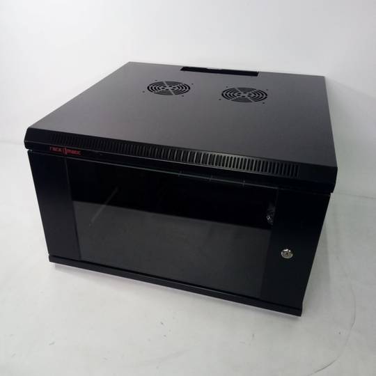 Armário de rack montado na parede 19'' 6U 600x600x370mm montado na parede SOHORack por RackMatic