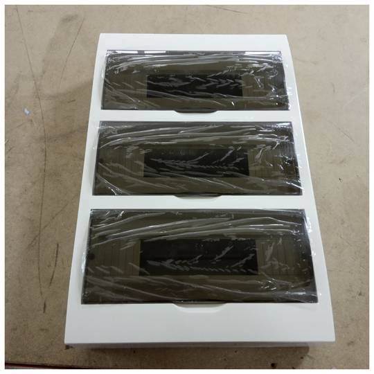 Skrzynka rozdzielcza z 42 modułami o powierzchni 17,5 mm wykonana z tworzywa ABS SPN IP40