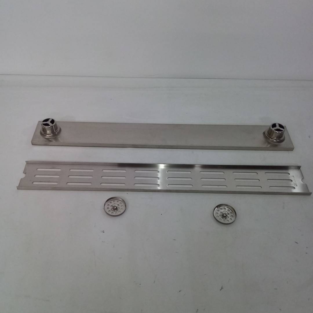 Canaleta de doble desagüe 80x10cm con rejilla en acero inoxidable mate