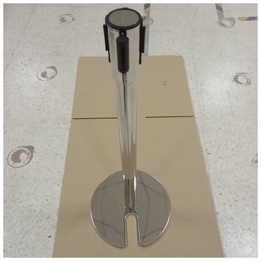 Słupek separatora 2 sztuki ze stali nierdzewnej z czerwoną rozciągliwą taśmą 3 m 350 x 50 x 910 mm