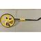 Zeer nauwkeurige wielkilometerteller voor afstandsmeting. Topometer diameter 32 cm en hoogte 103 cm